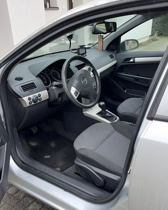 Opel Astra cena 10800 przebieg: 257000, rok produkcji 2008 z Jabłonowo Pomorskie małe 172